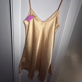 gold saten elbise