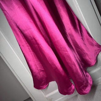 pembe maxi saten elbise