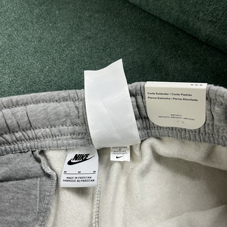 Nike Sportswear Club 