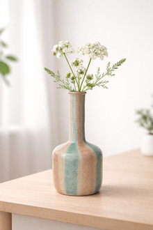 Hand-Painted Terracotta Vazo