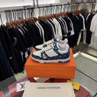 Louis Vuitton Leather Trainer Sneakers