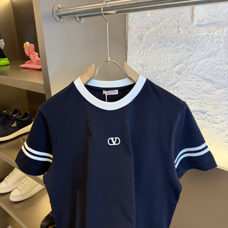 Valentino Garavani Logo Appliquéd %100 Cotton Tshirt