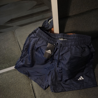 Deniz şortu Adidas 