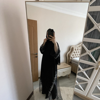 Tül detaylı abaya