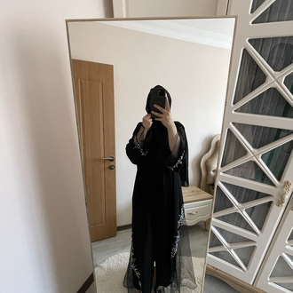 Tül detaylı abaya