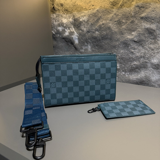 LOUIS VUITTON ÇANTA 