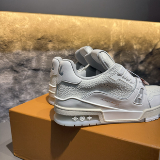 LOUİS VUITTON SKATE 