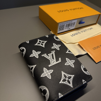 LUIUA VUITTON KARTLIK