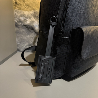 LOUIS VUITTON SIRT ÇANTASI