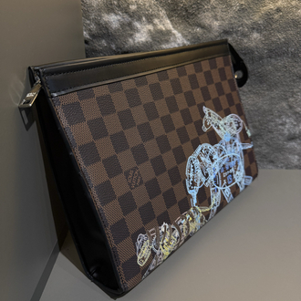 LOUIS VUITTON EL ÇANTASI