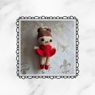 El Örgüsü Kırmızı Bebek Figürü - Tasarım Amigurumi Oyuncak & Hediye
