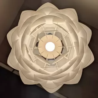 Lotus Abajur - İster Tavan , İster Masaüstü