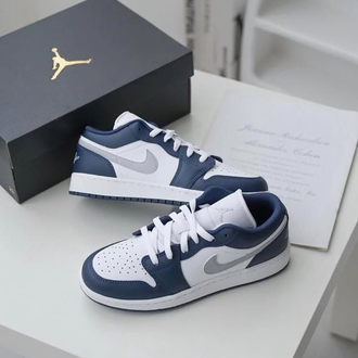 Nike Air Jordan lacivert 