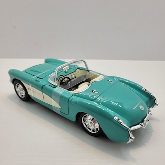 1:24 Ölçek | 1957 Chevrolet Corvette – Maisto 