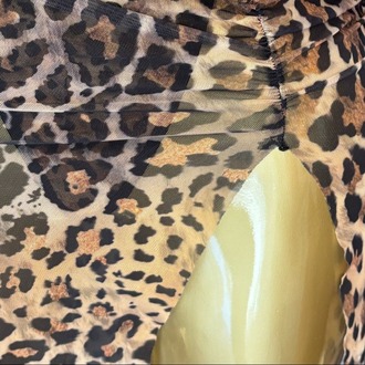Leopar Derin Yırtmaç Detaylı Tangalı Gecelik