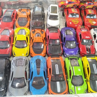 ÇEK BIRAK KASA ÖNÜ MODEL ARAÇLAR