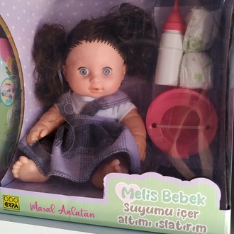 MASAL ANLATAN VE ALTINI ISLATAN MELİS BEBEK