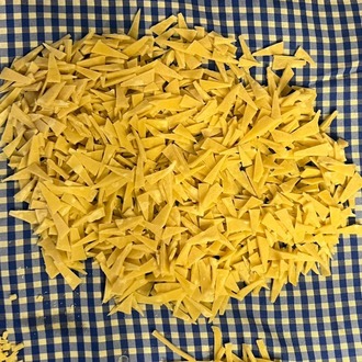Üçgen Erişte