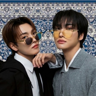 Hongjoong Seonghwa Duvar Örtüsü/Bayrak