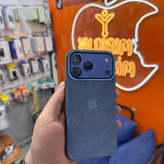 İPHONE 17 PRO VE PRO MAX LOGOLU KILIF
