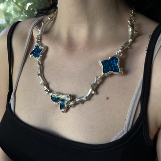 vintage neck