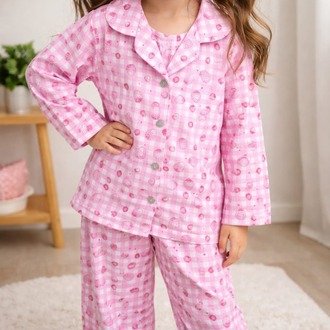 Çilek model gömlek yaka düğmeli pijama takımı