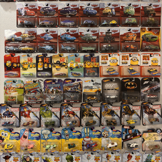 Hot Wheels Duvar Asma Aparatı - Kapalı Kutu Araba Sergileme Askısı (25 Adet)