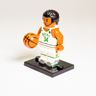 Giannis Antetokounmpo - Milwaukee Bucks