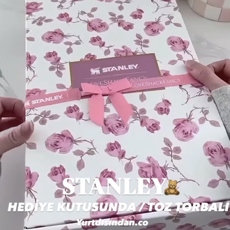 Stanley Pembe / Hediye Kutulu Toz Torbalı Quencher Set