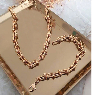 Tiffany set 