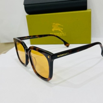 BURBERRY DESENLİ ÇERÇEVE KAHVE ŞEFFAF CAM