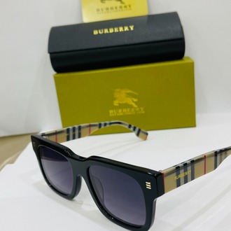 BURBERRYDESENLİ ÇERÇEVE SİYAH ŞEFFAF CAM