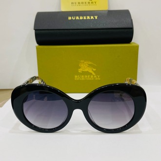 BURBERRY DESENLİ ÇERÇEVE SİYAH ŞEFFAF CAM