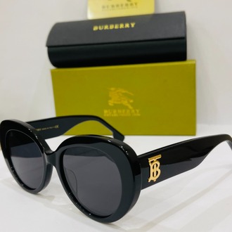 BURBERRYSİYAH ÇERÇEVE SİYAH ŞEFFAF CAM
