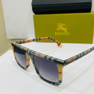 BURBERRY DESENLİ ÇERÇEVE SİYAH ŞEFFAF CAM