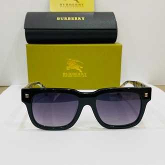 BURBERRYDESENLİ ÇERÇEVE SİYAH ŞEFFAF CAM