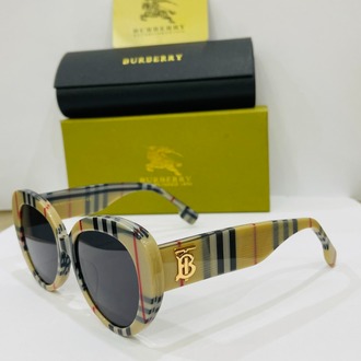 BURBERRYDESENLİ ÇERÇEVE SİYAH ŞEFFAF CAM