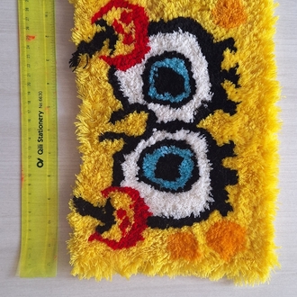 SüngerBob Gözler El Yapımı Tufting Klavye Halısı – Oyuncu Masa Dekoru