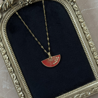 Çelik Gold Kırmızı Yelpaze Kolye