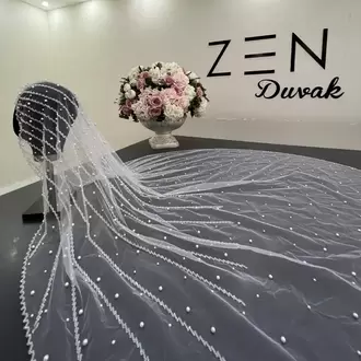 Beyaz inci nakışlı gelin duvağı