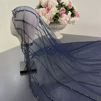 Lacivert nakışlı gelin duvağı