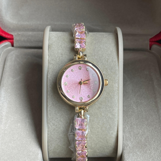 Pembe Kristal Saat
