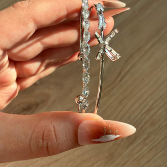 Fiyonk Baget Taşlı Silver Kelepçe