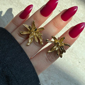 Gold Çiçek küpe 