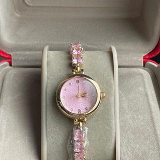 Pembe Kristal Saat