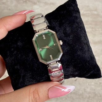 Imperial Green Saat