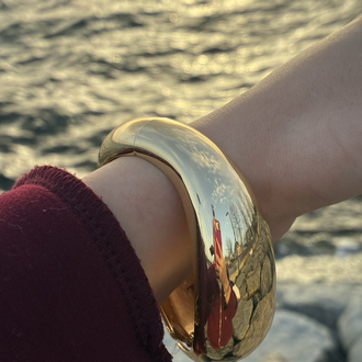 Zeora Oval Gold Kelepçe