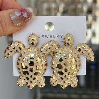 Beyaz-Gold Kaplumbağa Model Küpe
