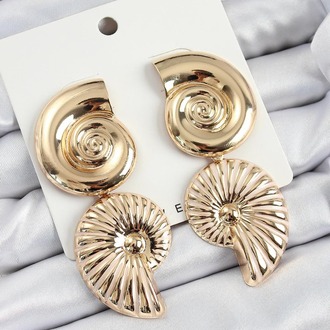 Sarmal Sallantılı Deniz Kabuğu Vintage Küpe