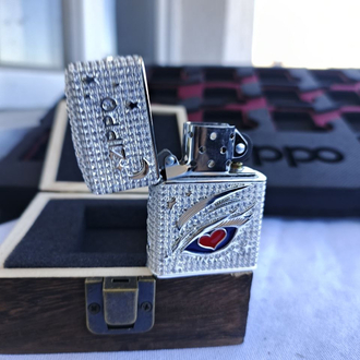 Zippo Eye Love Swaroski
